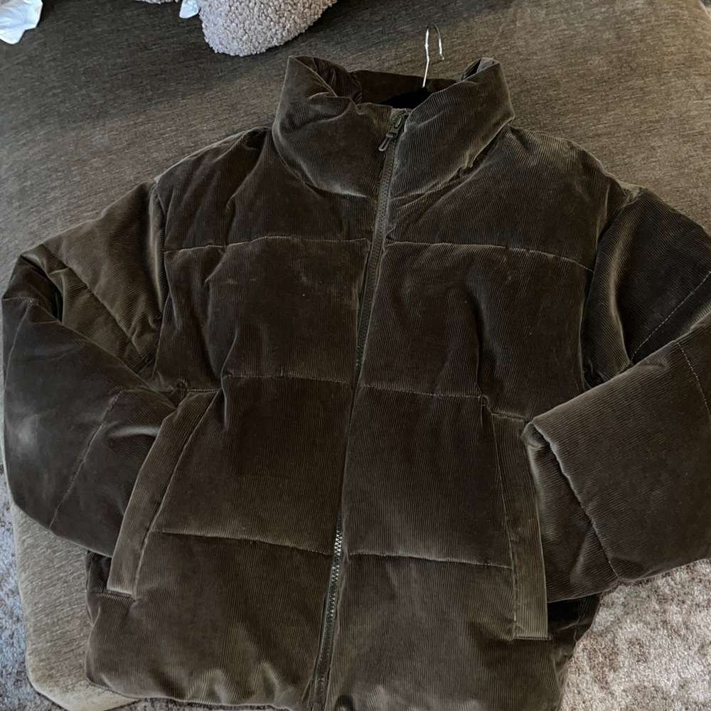 Abercrombie & Fitch Olive Corduroy Puffer Jacket